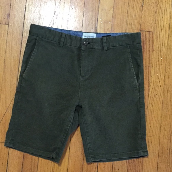 OBEY - Picture 3 of 8